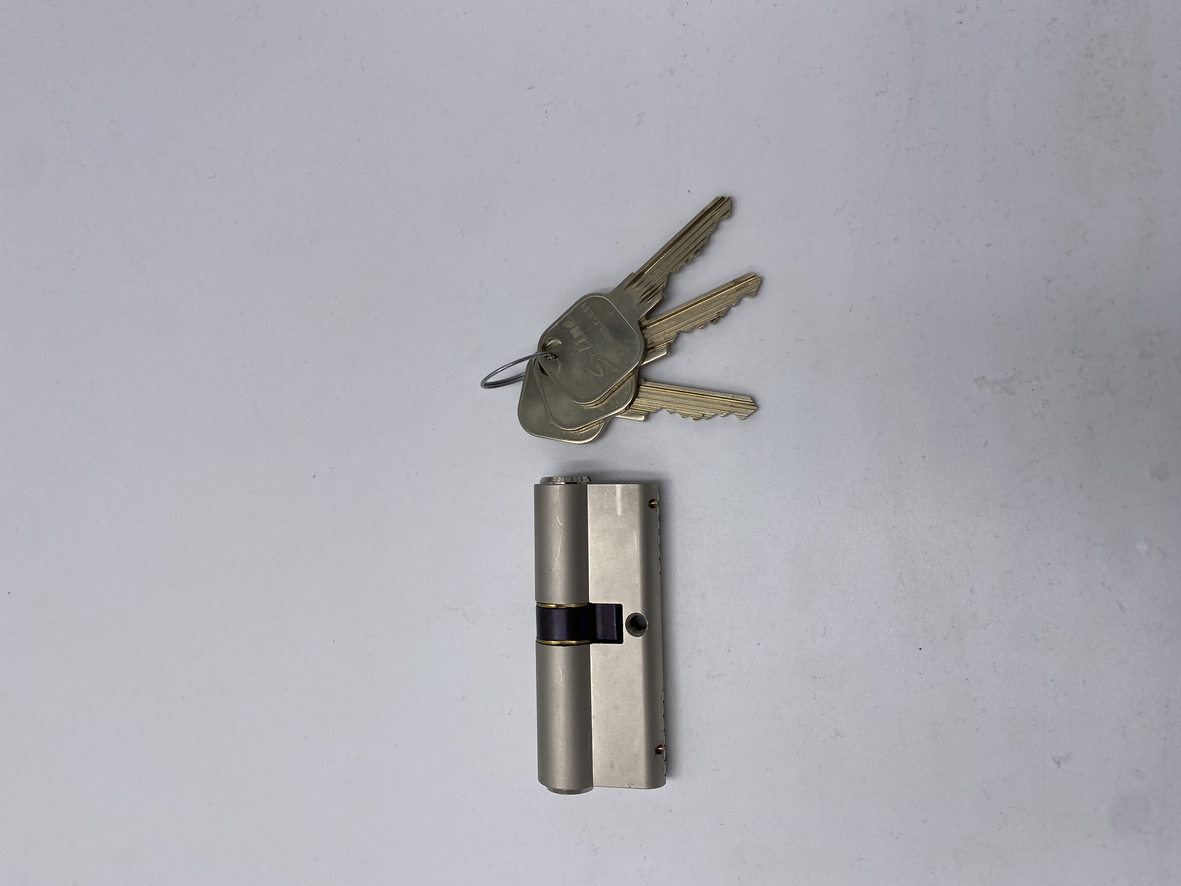 Schließzylinder mit Sicherungskarte